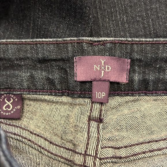 NYDJ bootcut denim jeans Size 10P EUC - Picture 7 of 10